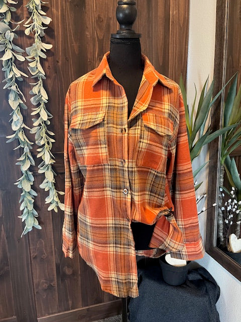 Basic Plaid Flannel Top
